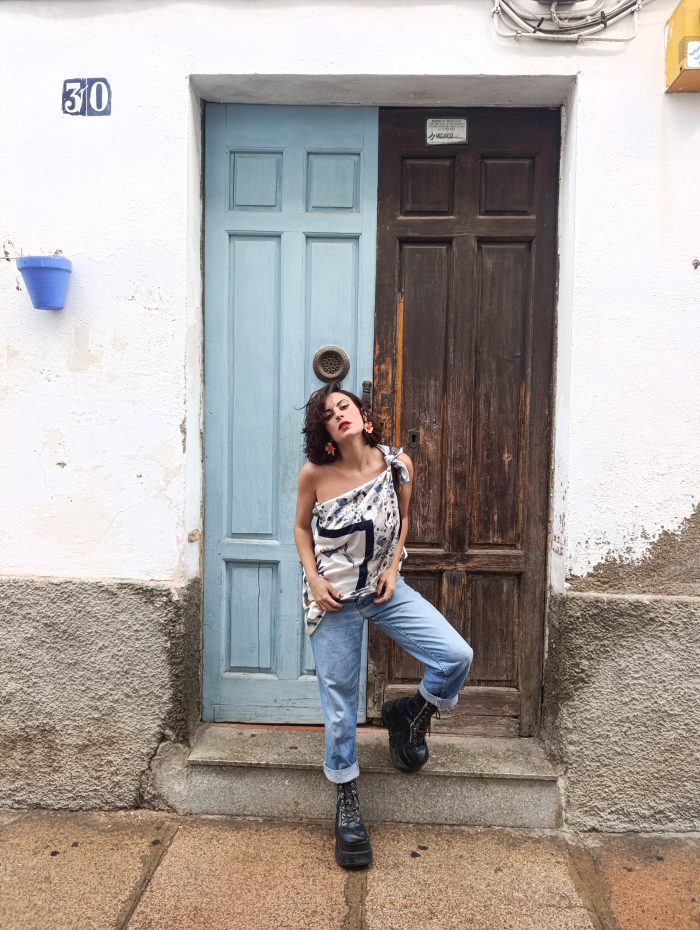 Pañuelo Corazón Azul - Imagen 2