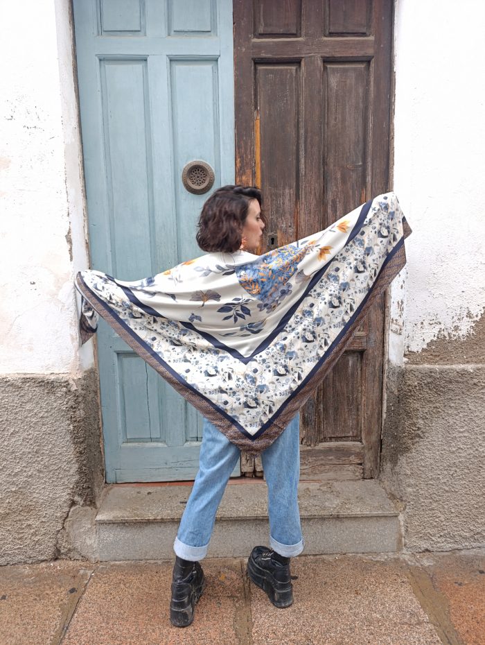 Pañuelo Corazón Azul